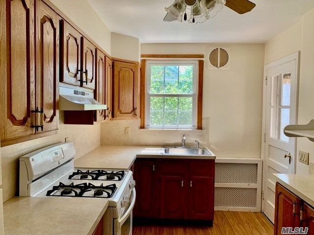 Foto del edificio - 52 E Oxford St