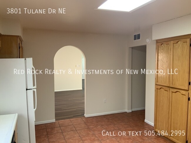 Foto del edificio - 3 Bedroom in NE ABQ now avaliable