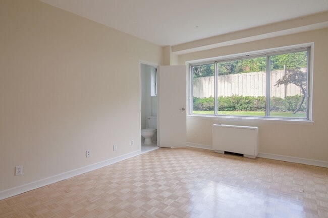 Photo du bâtiment - 4555 Av. Bonavista