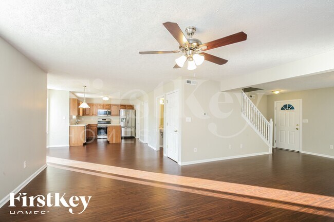 Foto del edificio - 14982 Deer Trail Dr