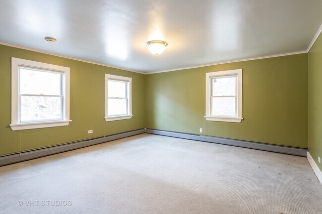 Building Photo - 3135 N Seminary Ave