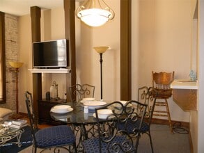 Building Photo - 2315 The Strand