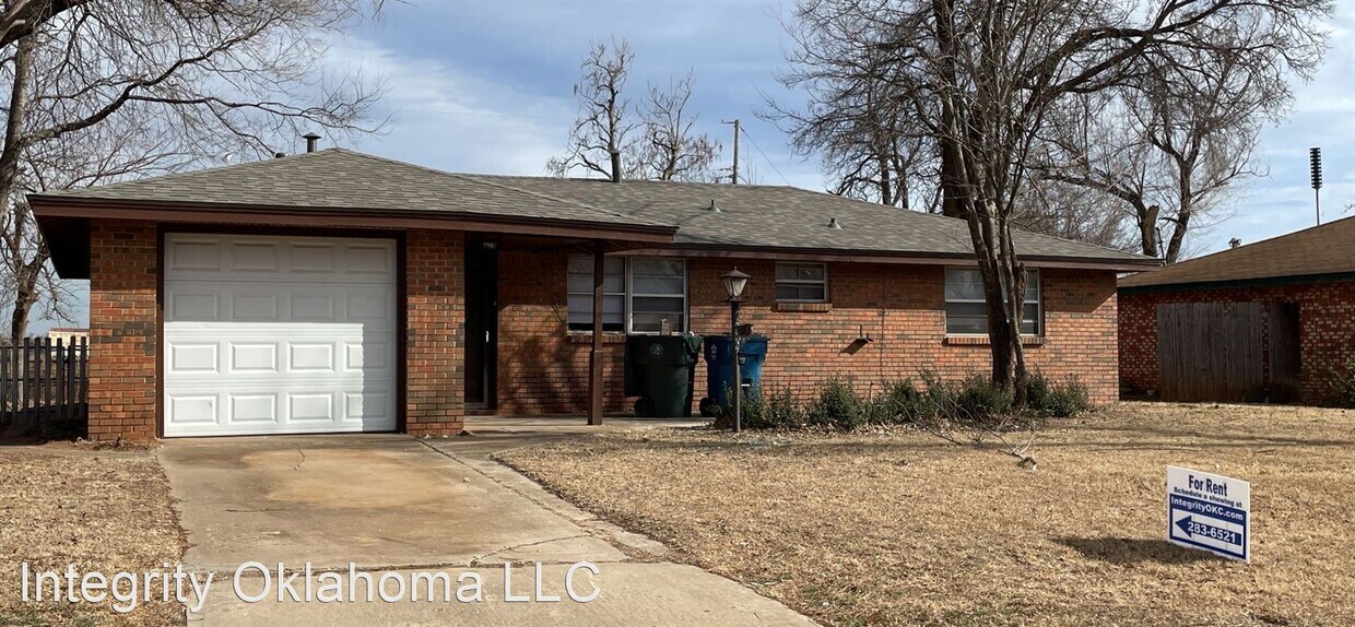 Primary Photo - 3 br, 1 bath House - 1904 Clary Dr.