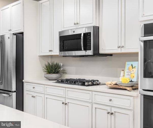 Foto del edificio - 2691 Velocity Rd