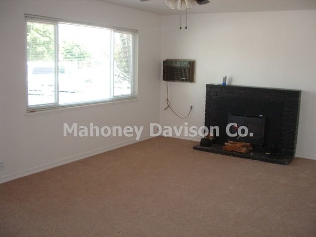 Building Photo - 340 Coronado Dr