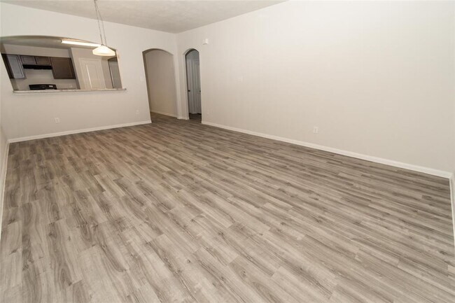 Foto del edificio - 5514 Rocky Trail Dr