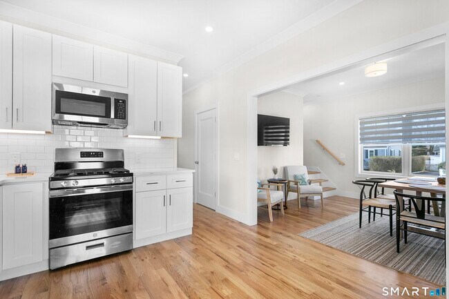 Foto del edificio - 12 Sandy Way