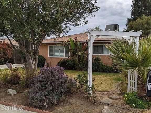 Building Photo - 2 br, 1 bath House - 1328 Bullard Ave