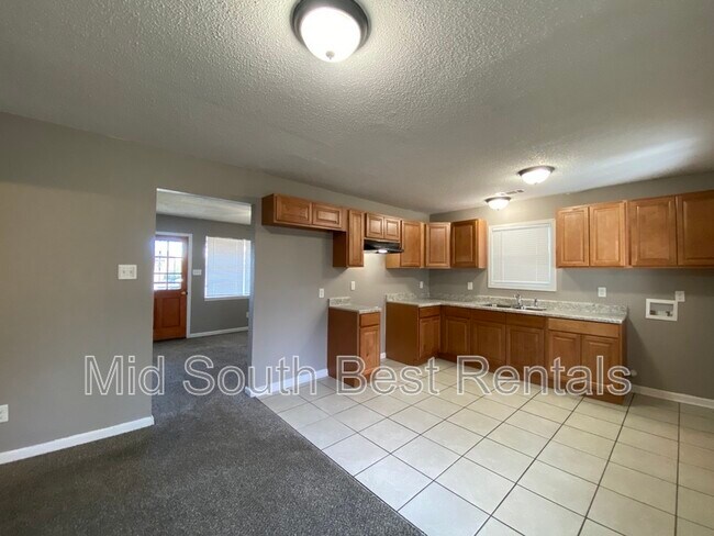 Foto del edificio - 3923 Oakshire St