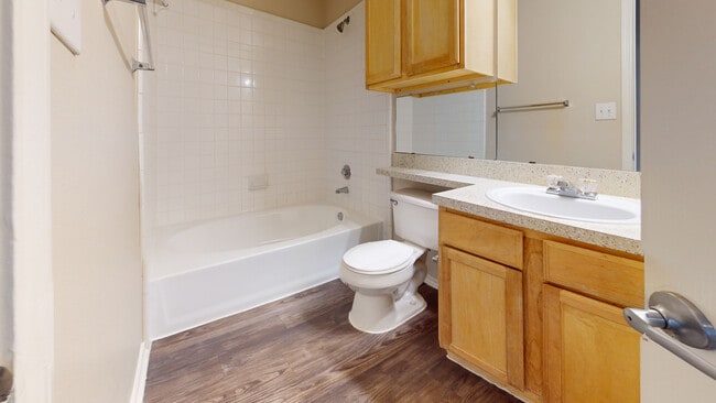 Interior Photo - Red Stone Ranch