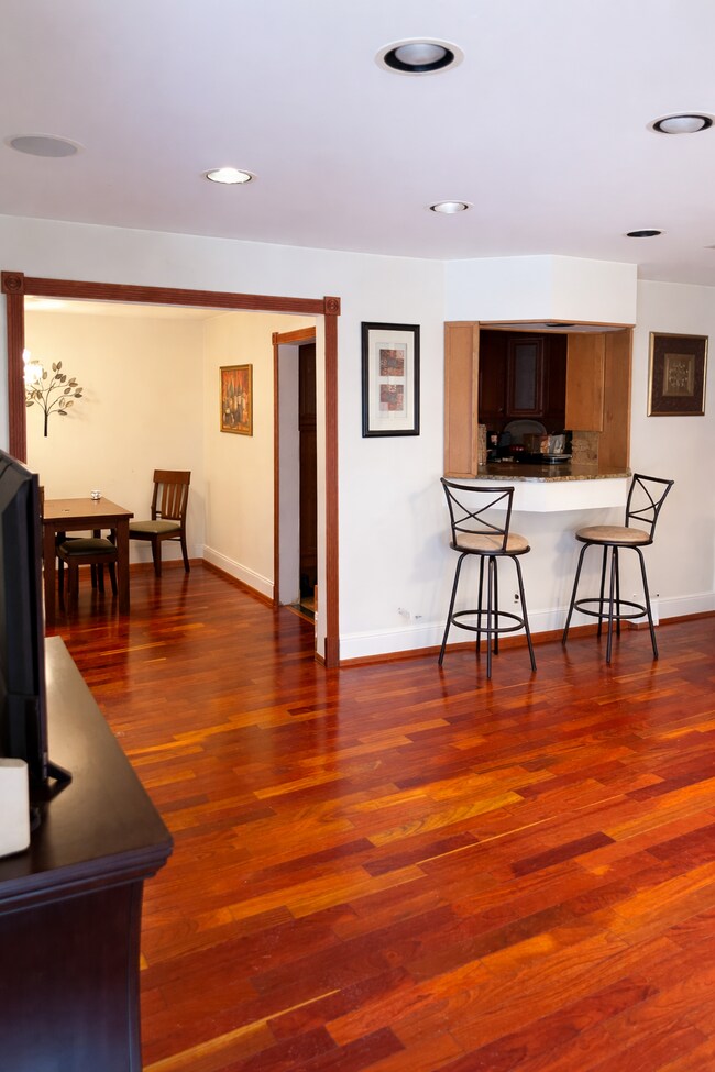 Sala de estar - 24 Mulberry St