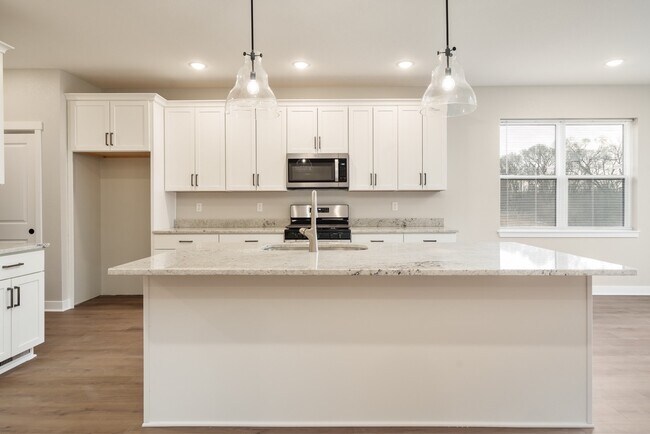 Foto del edificio - 5740 Willow Creek Ln