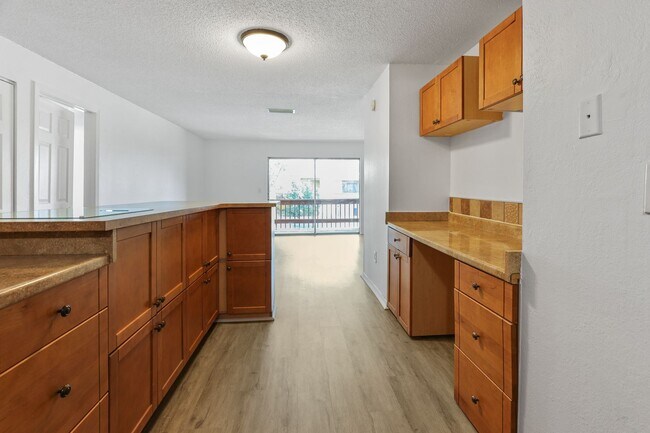 Foto del edificio - 3461 Clark Rd