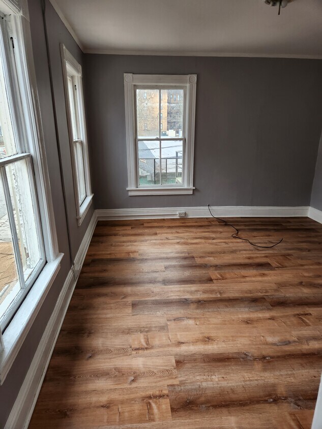 Master Bedroom - 14 Walker St