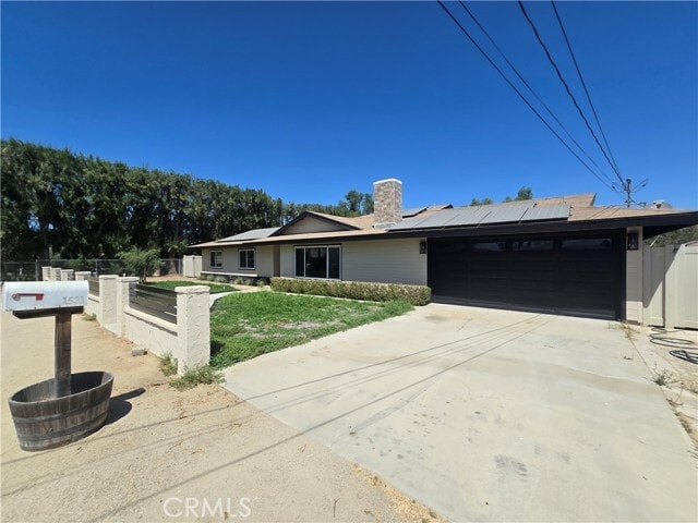 Building Photo - 1531 Elm Dr