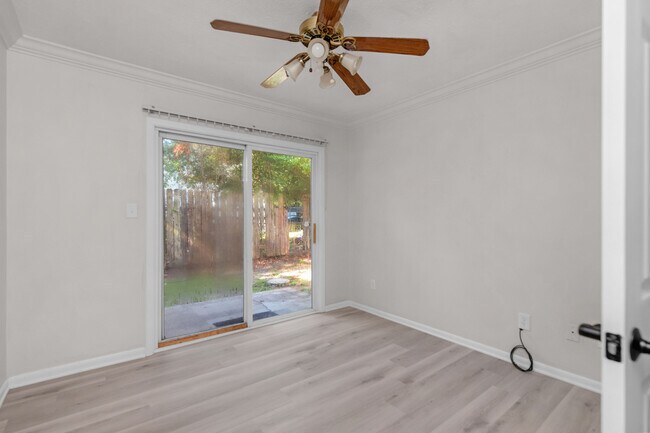 Foto del edificio - 131 Bayou View Dr
