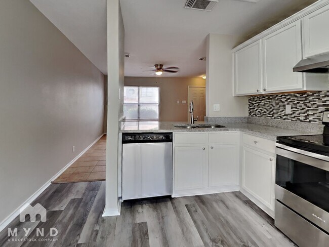 Building Photo - 5011 Kenton View