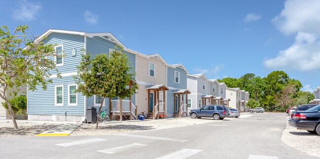 Keys Lake Villas Apartments Key Largo, FL