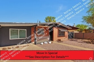 Building Photo - 944 N Catalina Ave