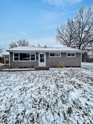 Building Photo - 5575 Winchelsea Dr