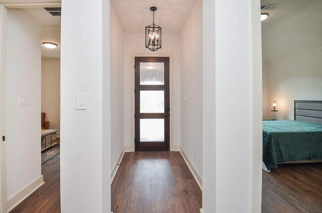 Foto del edificio - 3338 Verdant Ln