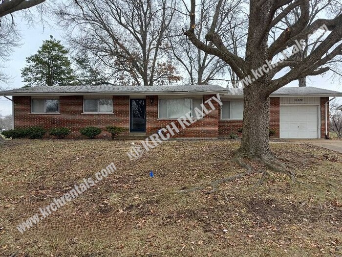 Foto principal - 3-Bedroom Home with Basement in Hazelwood ...