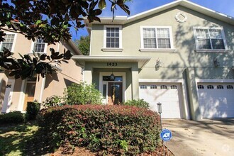 Building Photo - 1423 Lake Highland Dr
