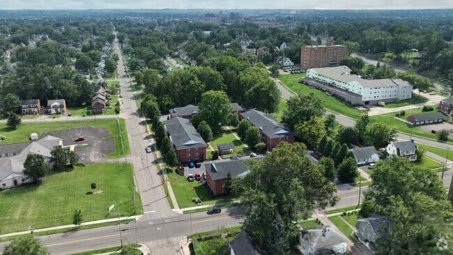  - St. Charles Court Apartments