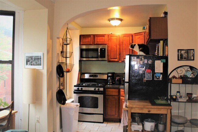 Foto del edificio - 13 Willoughby Ave