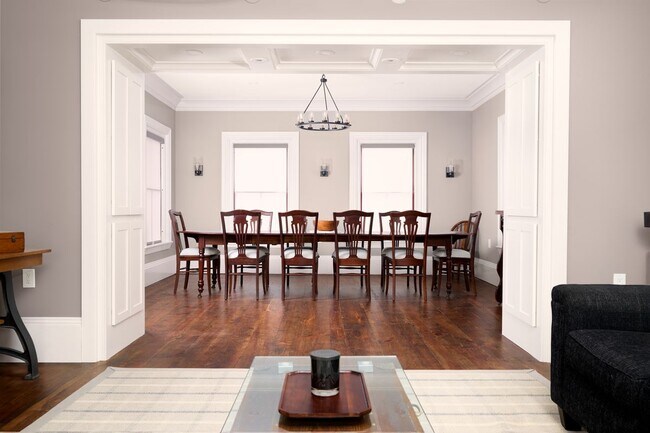 Foto del edificio - 137 Kendall Pond Rd