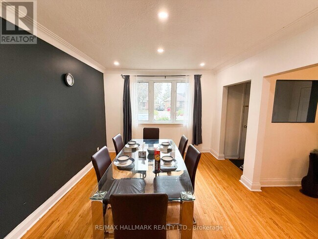 Building Photo - 20 Bayard Ave