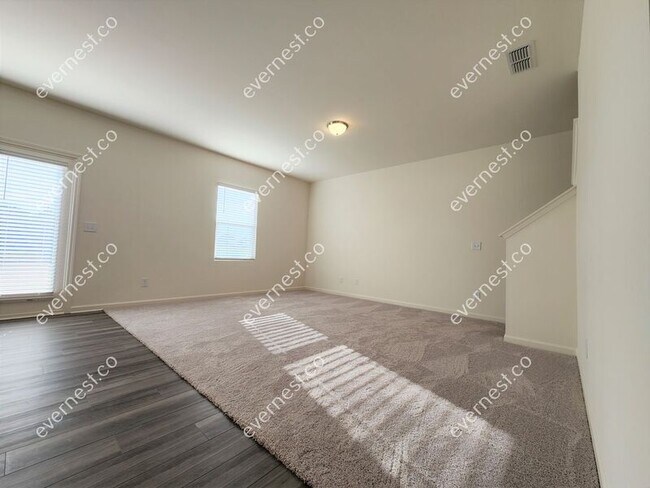 Building Photo - 137 Mausi Creek Pl
