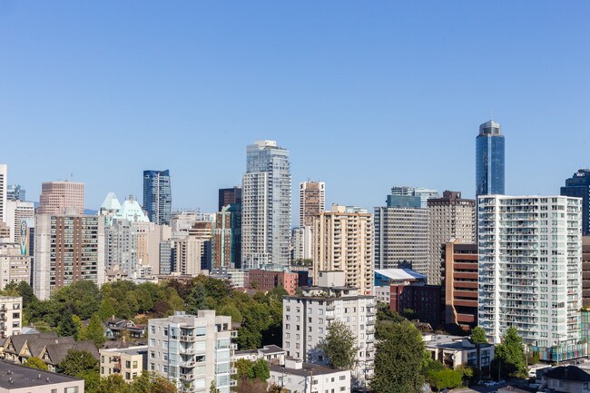 Building Photo - Hendry House