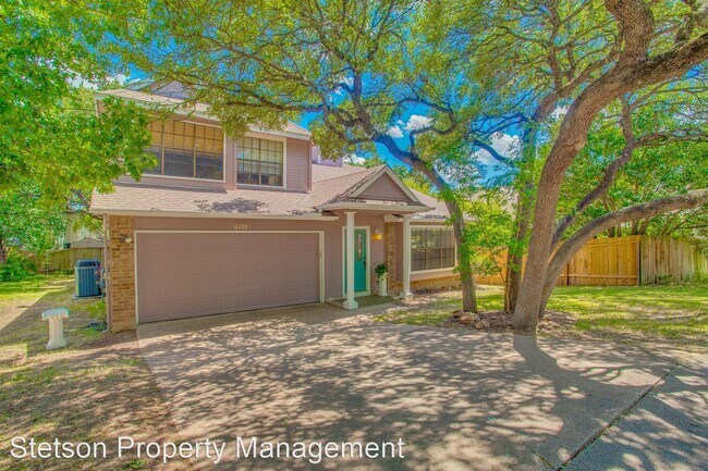 Building Photo - 4 br, 2.5 bath House - 6719 Shiner Street