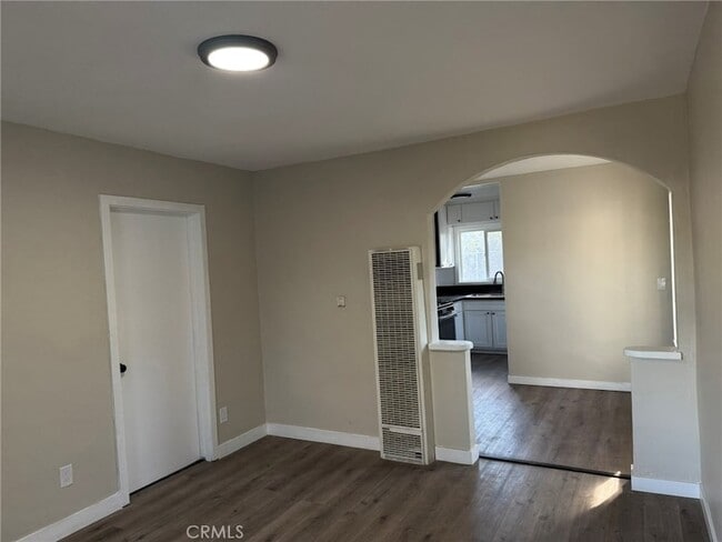 Foto del edificio - 1222 Hardt St