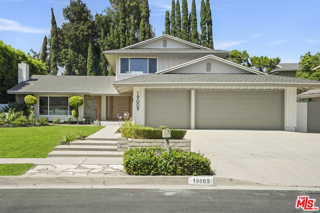 Foto principal - 19009 Celtic St