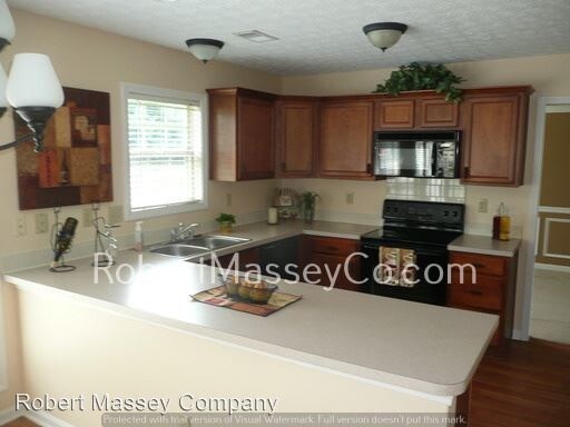 Foto del edificio - 10120 Spring Gate Dr