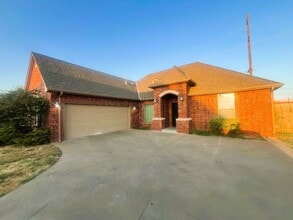 Building Photo - 14812 Brent Cir