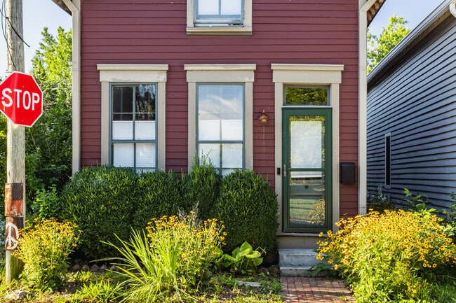 Foto del edificio - 607 Lord St