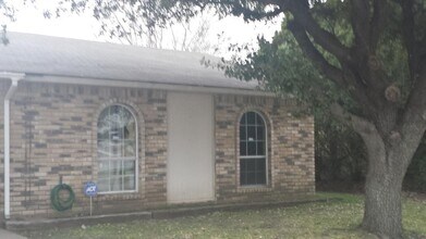 Building Photo - 5425 Gates Dr