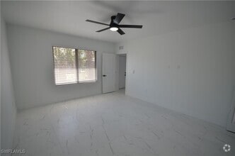Building Photo - 2132 Barker Blvd