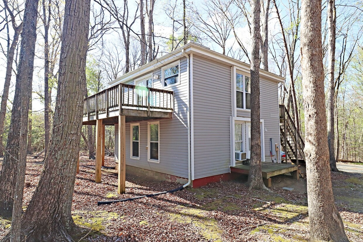 Primary Photo - Private & Peaceful Living on 3 Wooded Acres