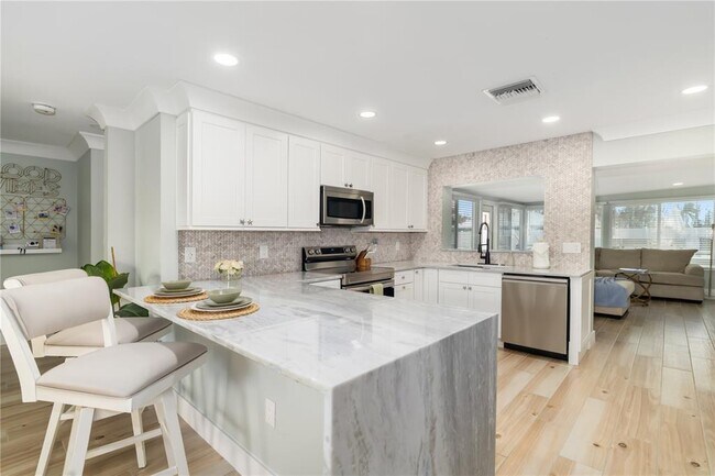 Foto del edificio - 3719 118th St W