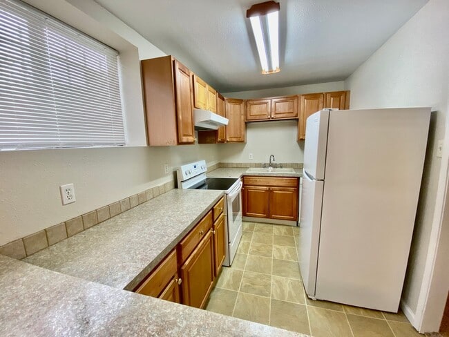 Photo - 4Bd/1Ba Seattle Condo