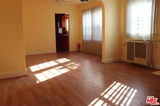 Foto del edificio - 3938 W 28th St