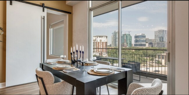 Foto del edificio - 1100 Oak Lawn Ave