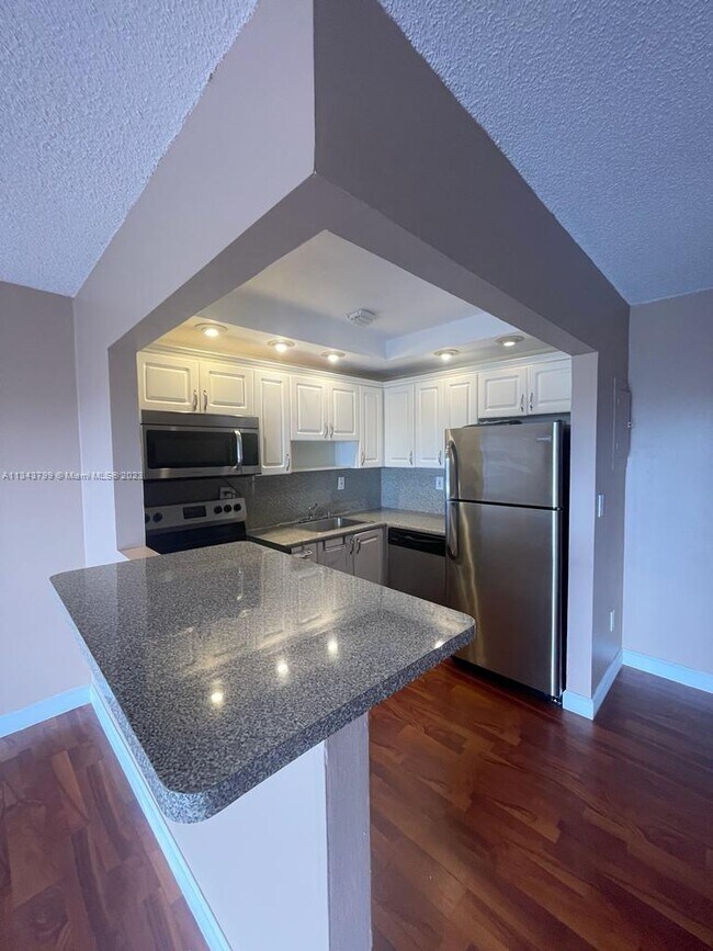 Foto del edificio - 8950 NE 8th Ave