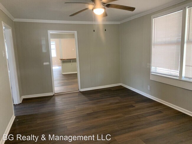 Foto del edificio - 3 br, 1 bath House - 2013 7th Ave