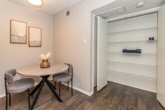 Building Photo - 8301 Boat Club Rd