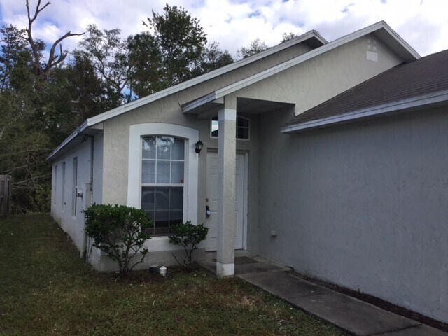 Foto del edificio - 6637 Gentle Oaks Dr E